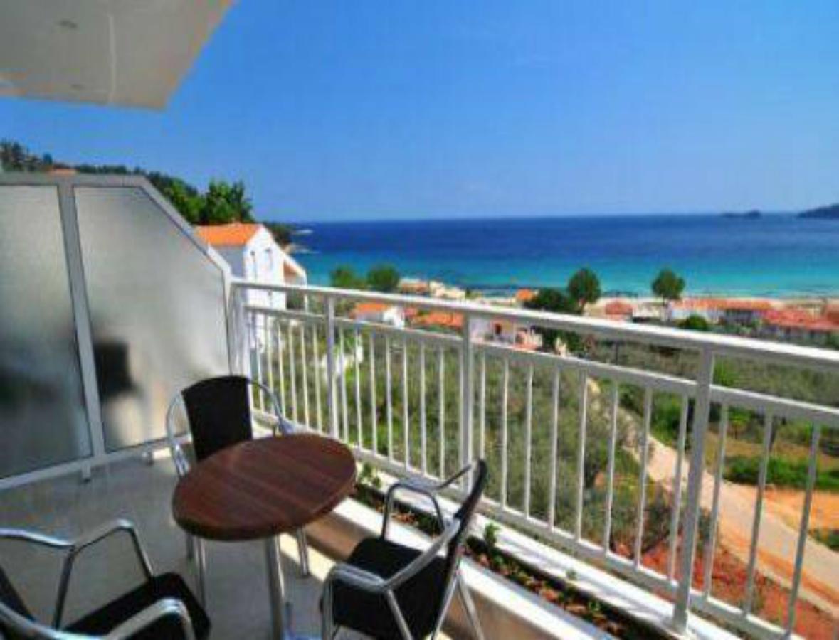 Hotel Emerald Chrysi Ammoudia Buitenkant foto
