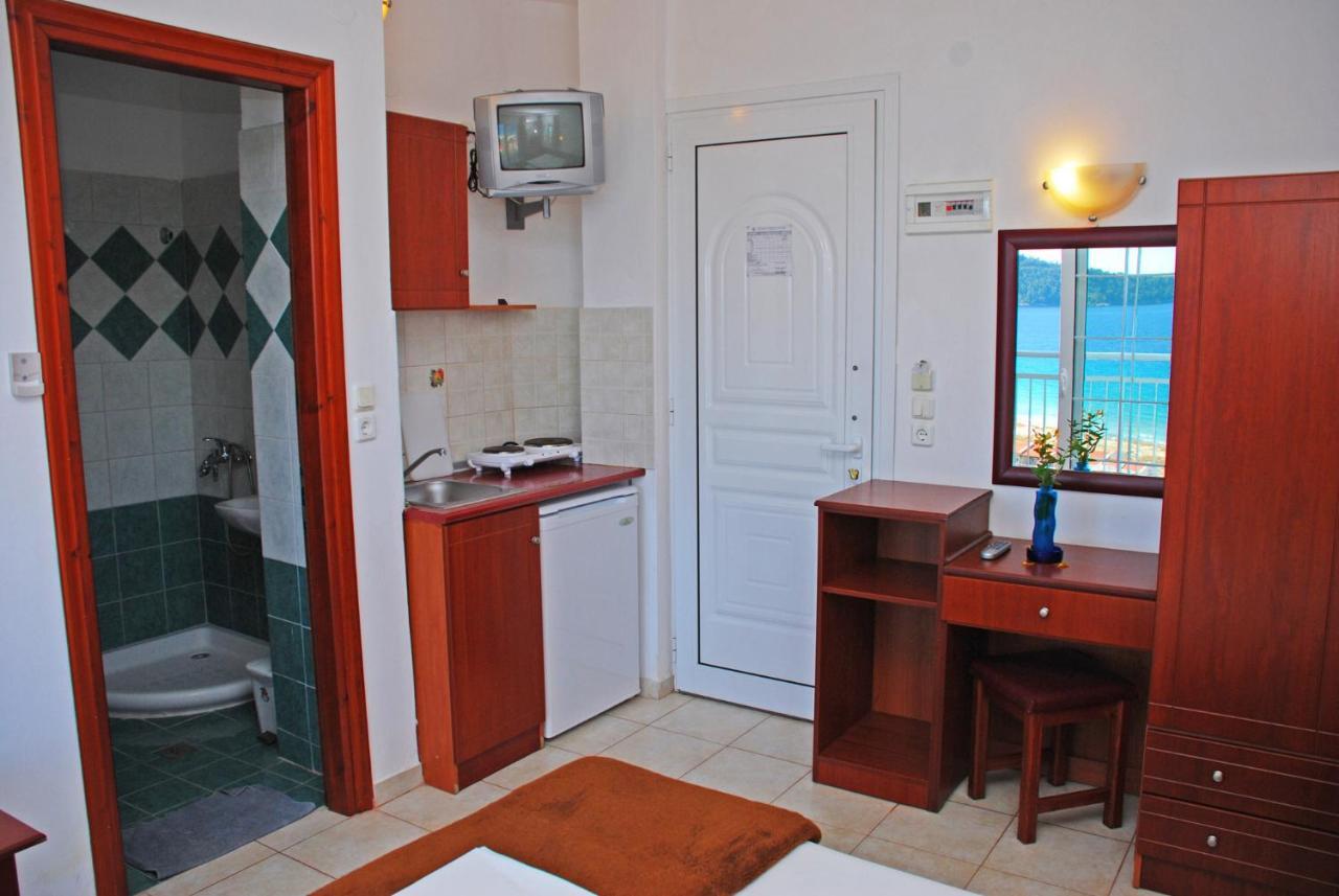 Hotel Emerald Chrysi Ammoudia Kamer foto